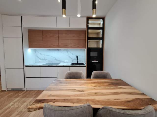 Tirane, jepet me qera apartament 1+1+BLK Kati 9, 72 m² 500 Euro (Rruga Teodor Keko)