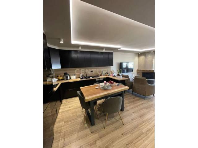 Tirane, shitet apartament 2+1+A+BLK Kati 8, 105 m² 135.000 Euro (Komuna e Parisit)