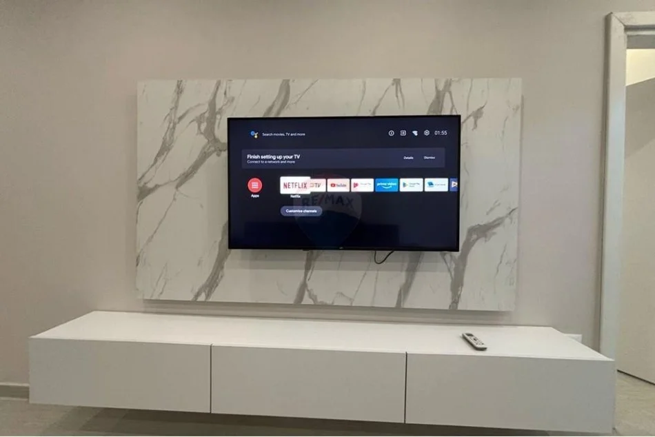 Tirane, jepet me qera apartament 1+1 Kati 2, 69 m² 400 € (Xhon Belushi)