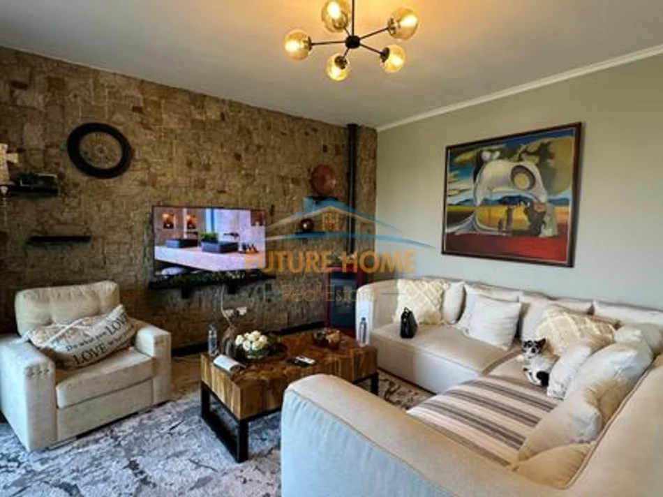 Tirane, jepet me qera apartament 2+1+2+PARKIM, Kati 2, 123 m² 900 € (KOPSHTI BOTANIK)