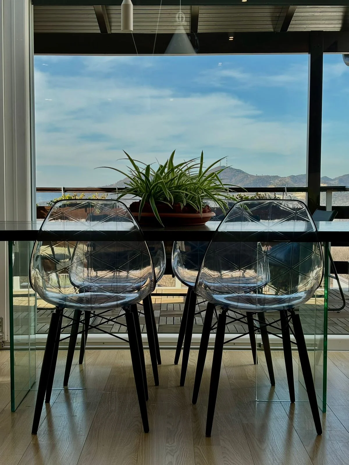 Long Hill Residence ofrojme per qira apartament 2+1