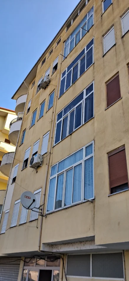 Pogradec, shitet 1+1 , (38000€ Shitet Apartament 1+1 me Hipoteke pogradec)