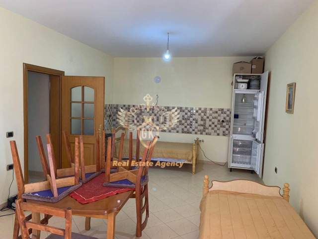 Durres, shes Vile 3 Katshe Kati 3, 289 m² 130.000 Euro (Lagjia Re Rruga)
