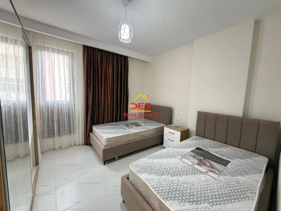 Vlore, shitet apartament 2+1+Ballkon Kati 2, 106 m² 175.000 € (Orikum)