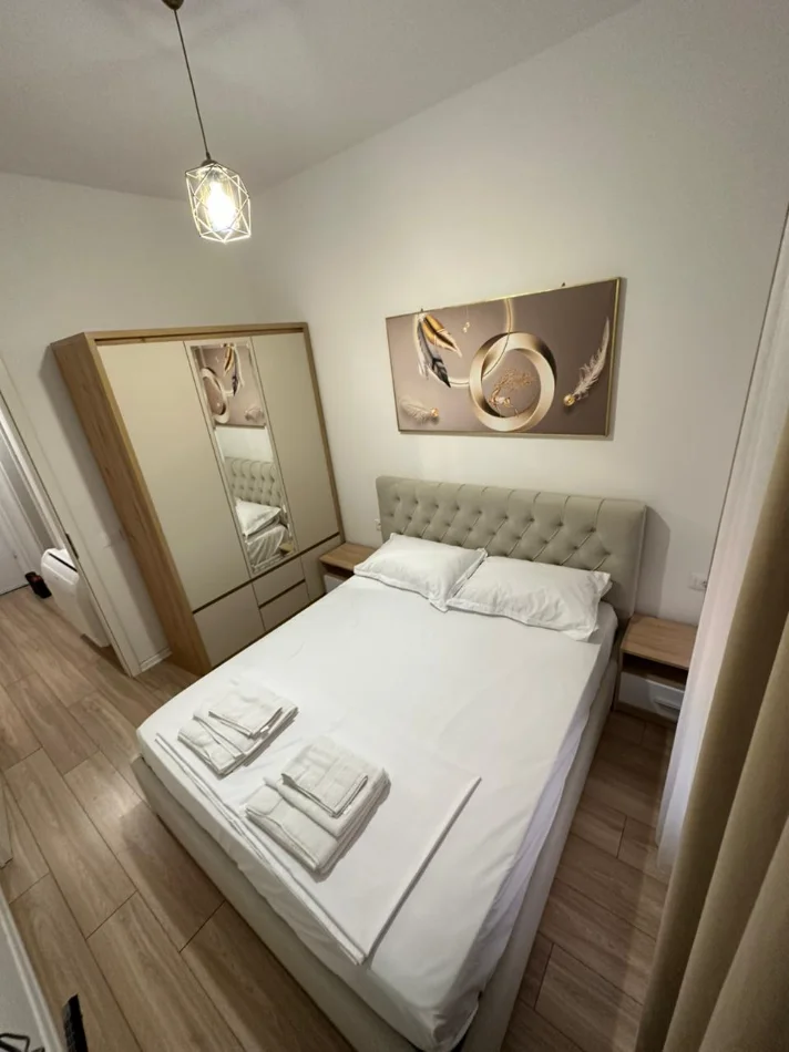 Tirane, shitet apartament 1+1+Ballkon Kati 2, 41 m² 82.000 € (Ali Demi)