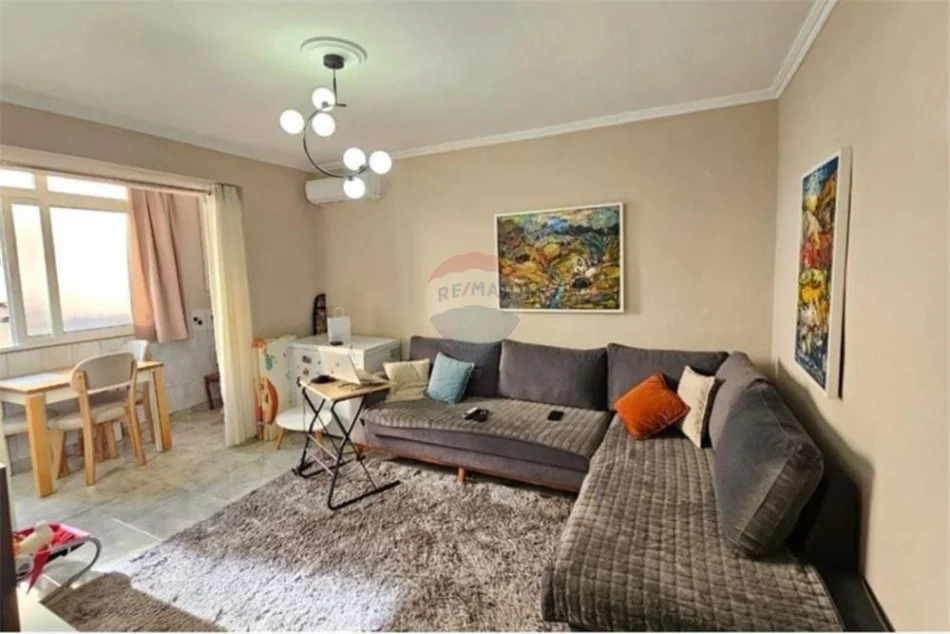 Tirane, jepet me qera apartament 1+1 Kati 2, 53 m² 500 €