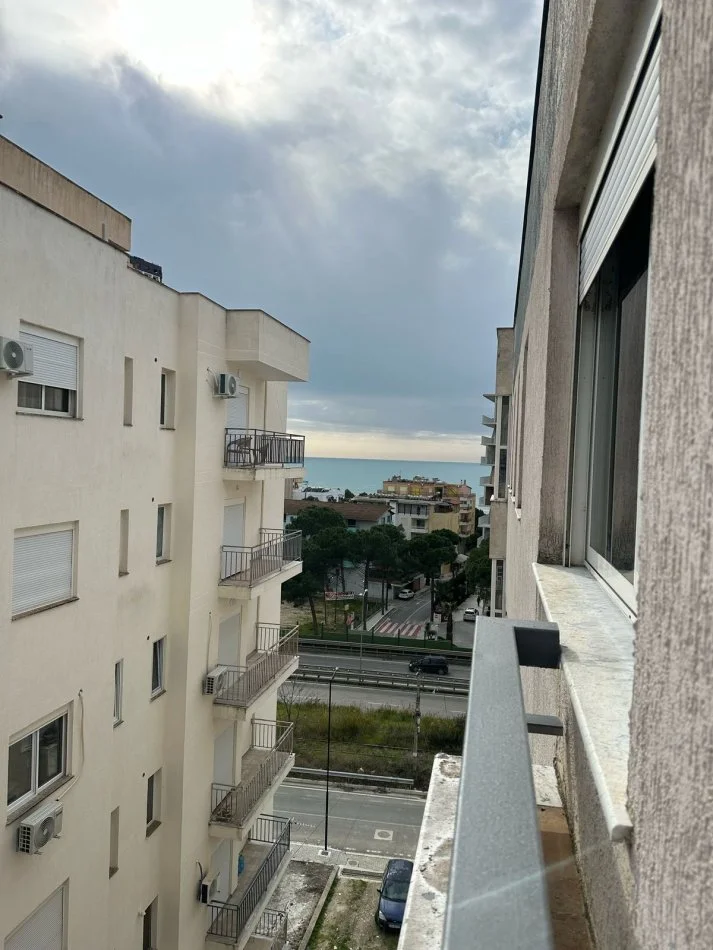 Durres, shitet apartament 2+1+Ballkon Kati 6, 69 m² 86.000 € (Shkembi Kavajes)