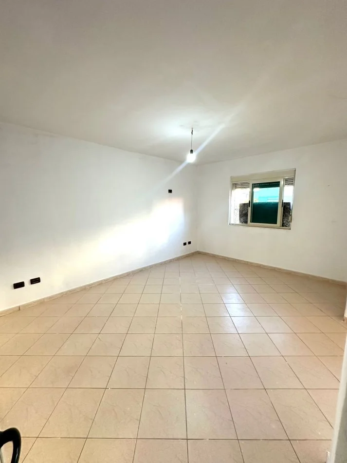 Durres, shitet apartament 1+1 Kati 6, 65.000 €