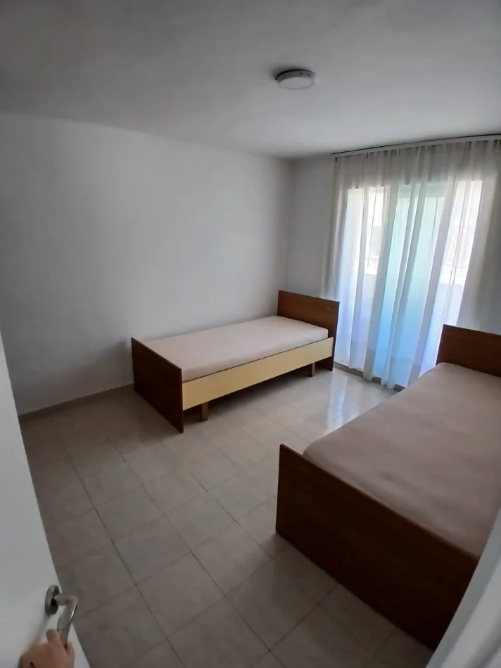 Tirane, jepet me qera apartament 1+1 Kati 5, 60 m² 600 € 