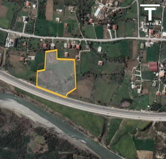 Tirane, shitet toke , 15.000 m² 1.200.000 € (BERZHITE)