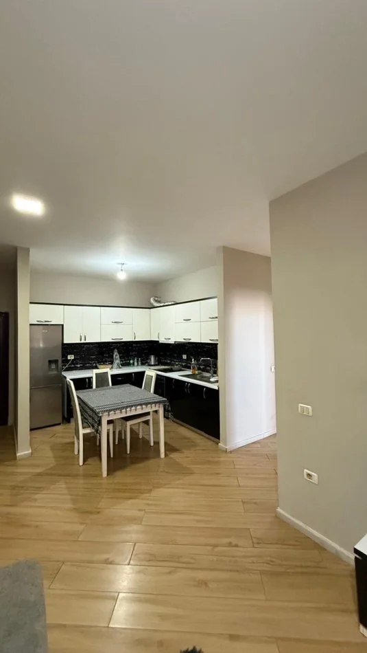 Tirane, shitet apartament 2+1 Kati 9, 106 m² 125.000 € (Misto Mame)