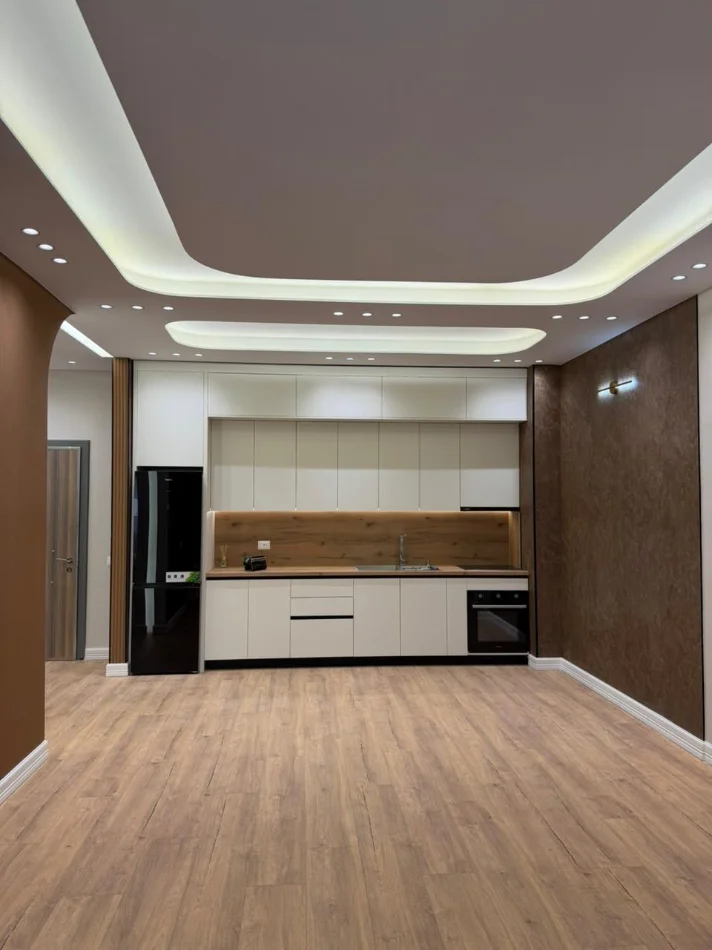 Tirane, shitet apartament 2+1 , 103 m² 215.000 € 