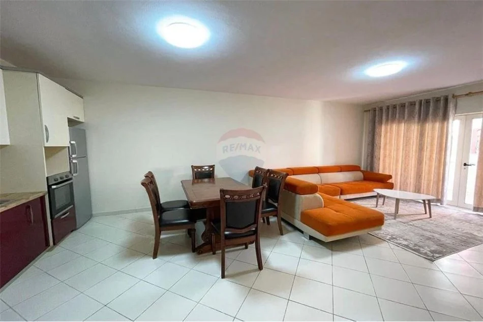 jepet me qera , 90 m² 500 € (Apartament 2+1 per qira ne Astir)