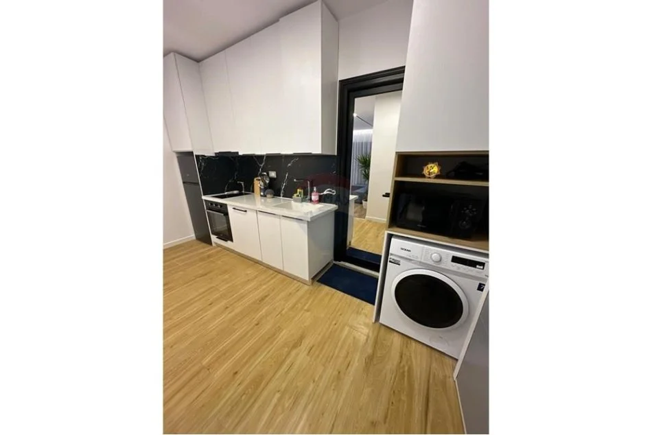 jepet me qera , 60 m² 600 € (APARTAMENT 2+1PER QIRA LIQENI 600 EURO)