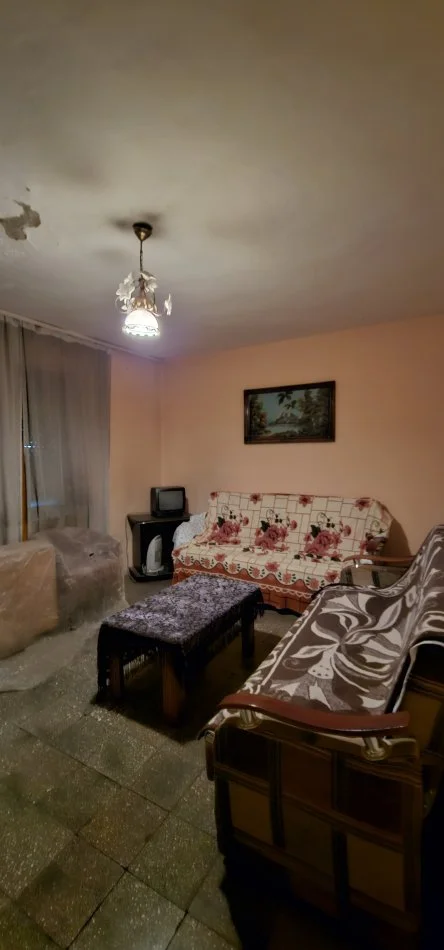Tirane, shitet apartament 2+1 Kati 4, 70 m² 85.000 € (Rruga Kongresi I Manastirit)