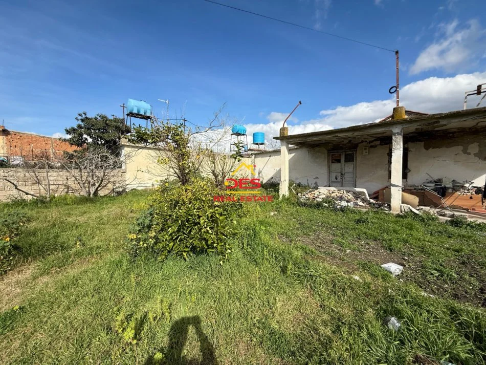 Vlore, shitet shtepi 2+1 Kati 0, 79 m² 60.000 € (Rruga Dervish Hekali)