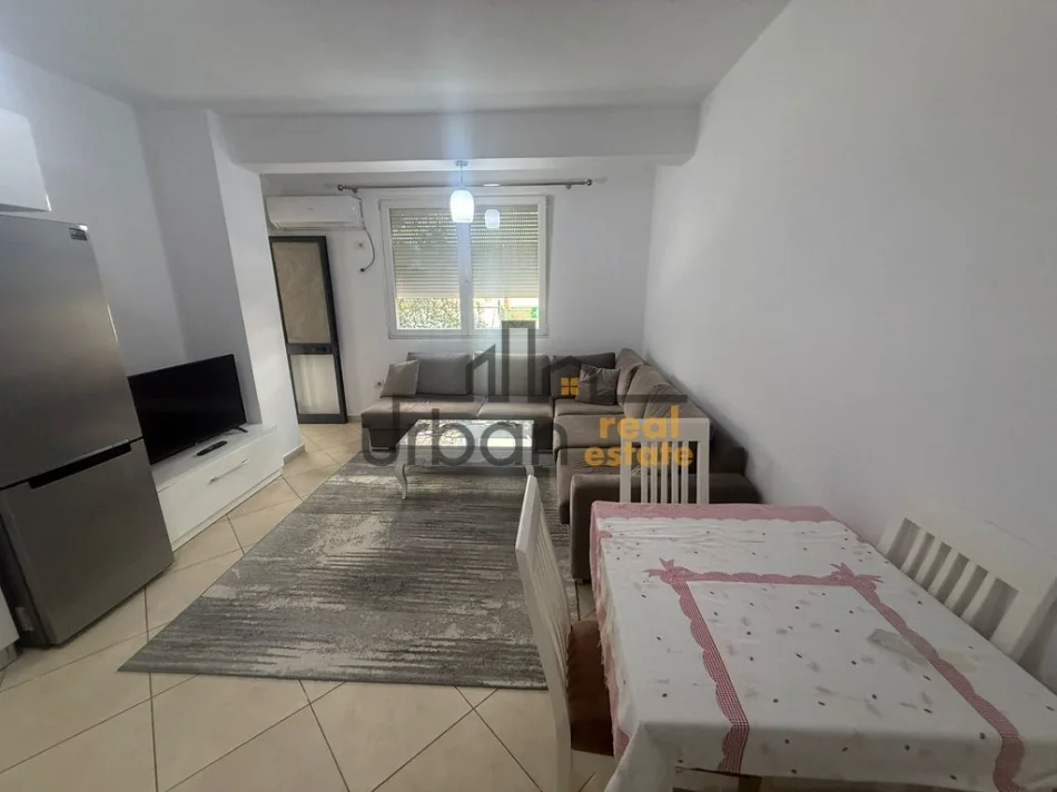 Tirane, jepet me qera apartament 1+1 Kati 1, 75 m² 400 € (Fratari,Astir)