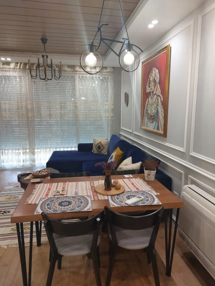 Tirane, jepet me qera apartament 2+1+Ballkon Kati 9, 90 m² 750 € (Fiori Di Bosko)