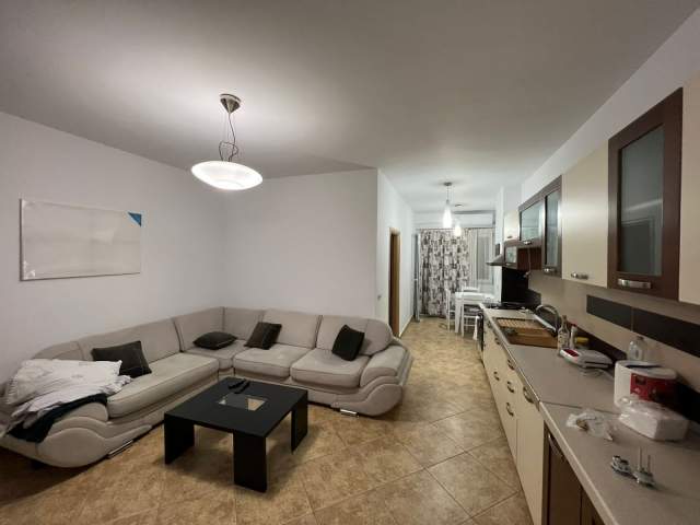 Tirane, jepet me qera apartament 1+1 Kati 3, 65 m² 350 Euro (Teodor ruzvelt)