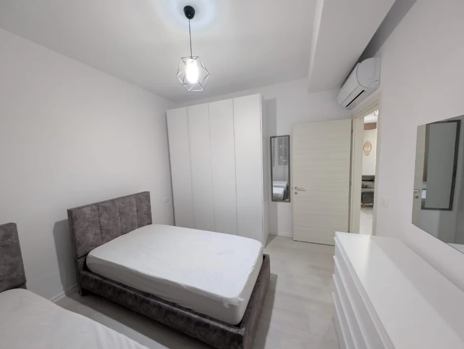 Tirane, jepet me qera apartament 2+1+Ballkon , 100 m² 65,000 ALL (Green City, Prane EGLO)