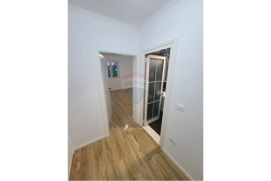 Tirane, shitet apartament 1+1 , 55 m² 120.000 € (Rruga Bardhyl)