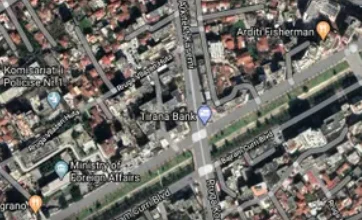 Tirane, shes ambjent biznesi Kati -1, 170 m² (Rruga Brryli)