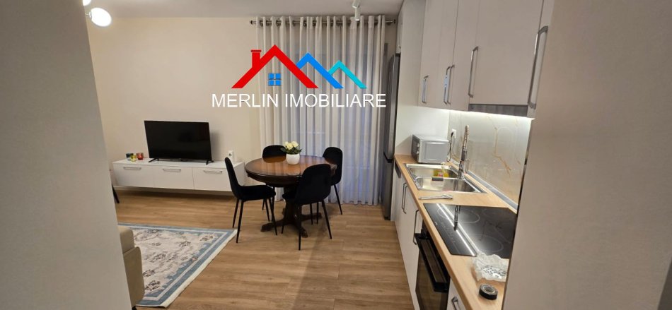 Tirane, jepet me qera apartament 2+1+Ballkon Kati 3, 75 m² 780 € (MYSLYM SHYRI)