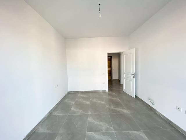 Tirane, jepet me qera apartament 1+1+BLK Kati 2, 64 m² 250 Euro (Rruga Kongresi i Manastirit)