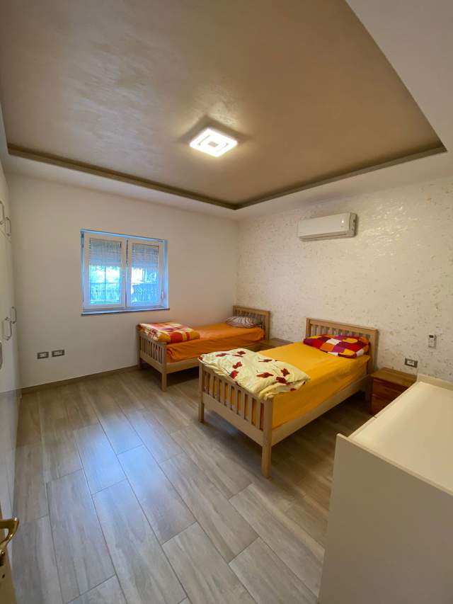 Tirane, jepet me qera apartament 2+1+A+BLK Kati 2, 90 m² 350 Euro (5 maji)