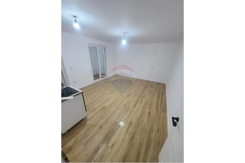 Tirane, shitet apartament 1+1 , 55 m² 120.000 € (Rruga Bardhyl)