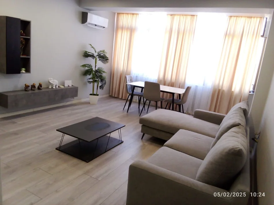jepet me qera apartament 2+1 Kati 5, 91 m² 850 € (Frosina Plaku)