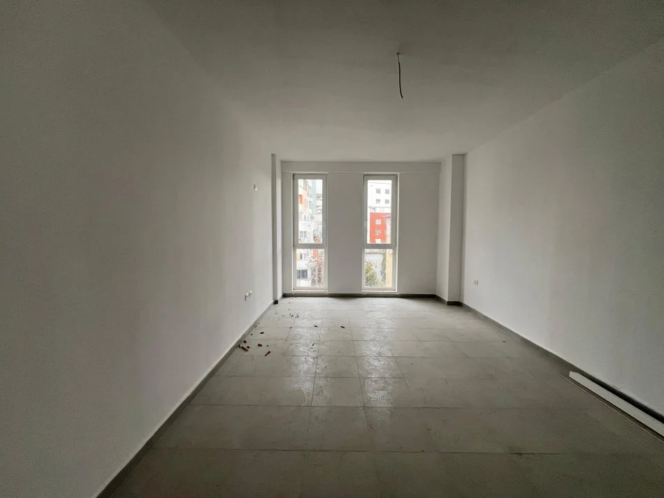 OKAZION!! SHESIM 2 APARTAMENTE 1+1,2+1+ POST PARKIMI. PRANE QSUT