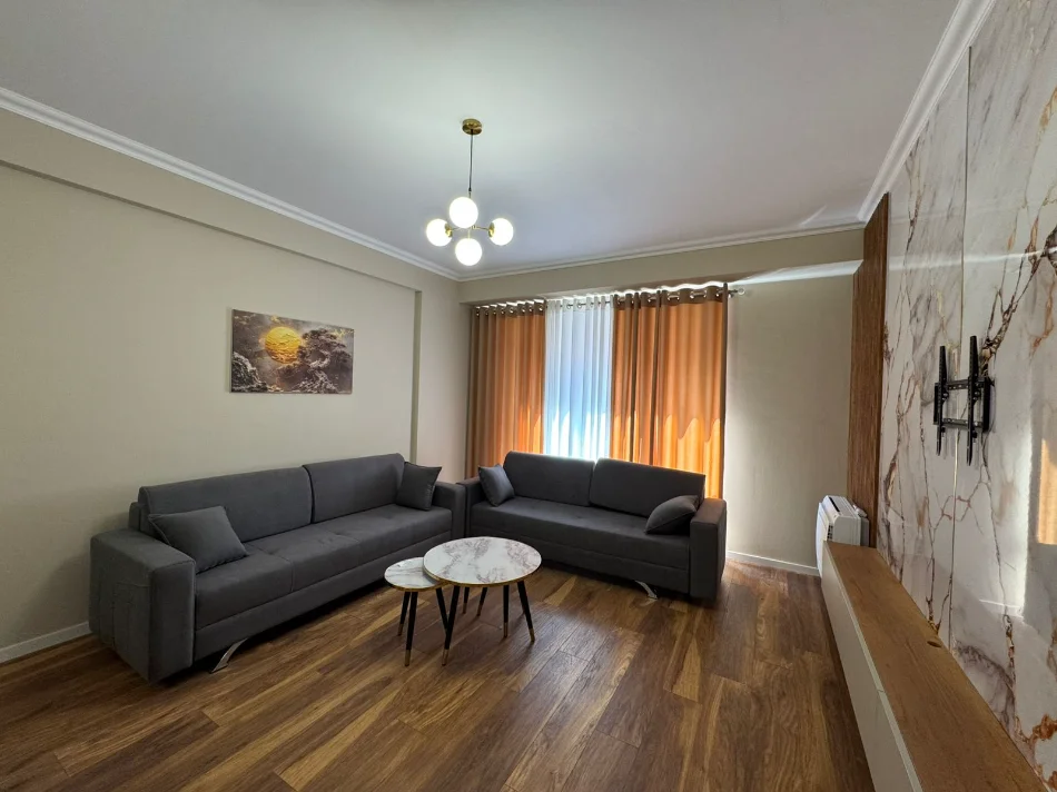 Tirane, jepet me qera apartament 1+1 Kati 3, 70 m² 500 € (Astir, Urban Gate)