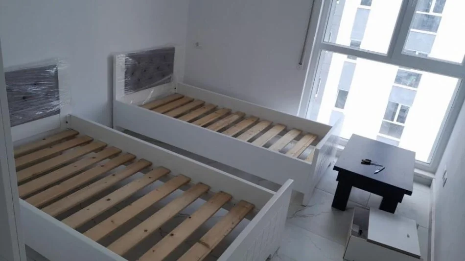 jepet me qera , 500 €