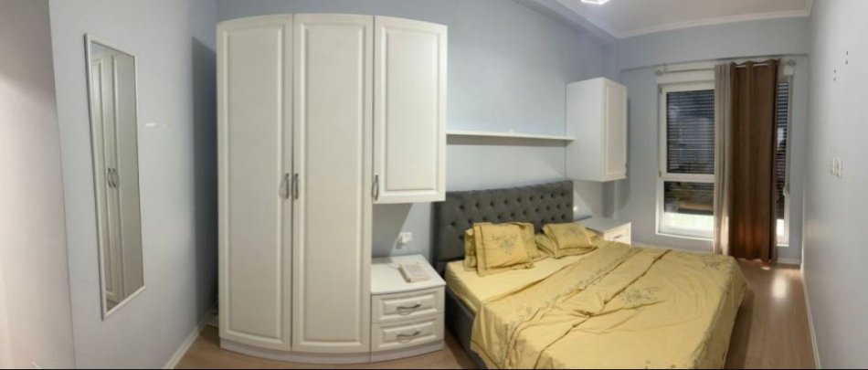 Tirane, shes apartament 1+1+Ballkon Kati 5, 60 m² 135.000 € (Kompleksi Kontakt)