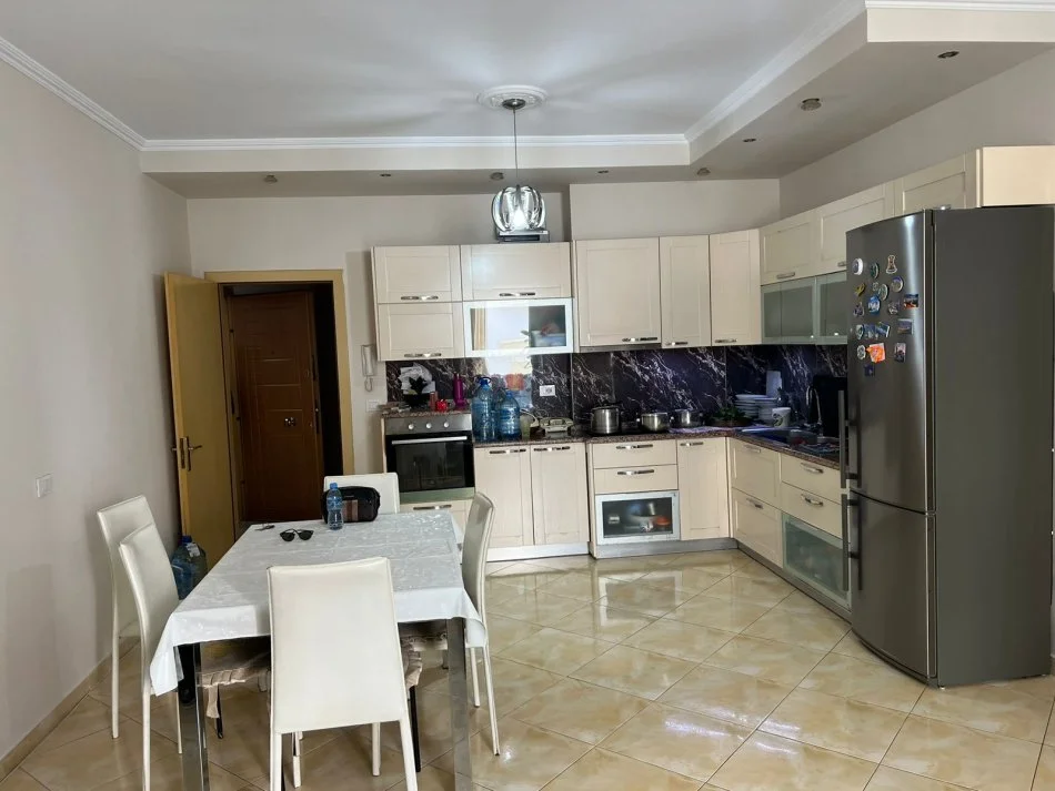 Tirane, shitet apartament 2+1 Kati 5, 100 m² 137.000 € (PRANE NELA 6)