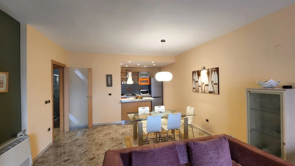 Tirane, jepet me qera apartament 2+1 Kati 7, 108 m² 739 € (JEPET APARAMENT 2+1 TEK ART TURBINA)