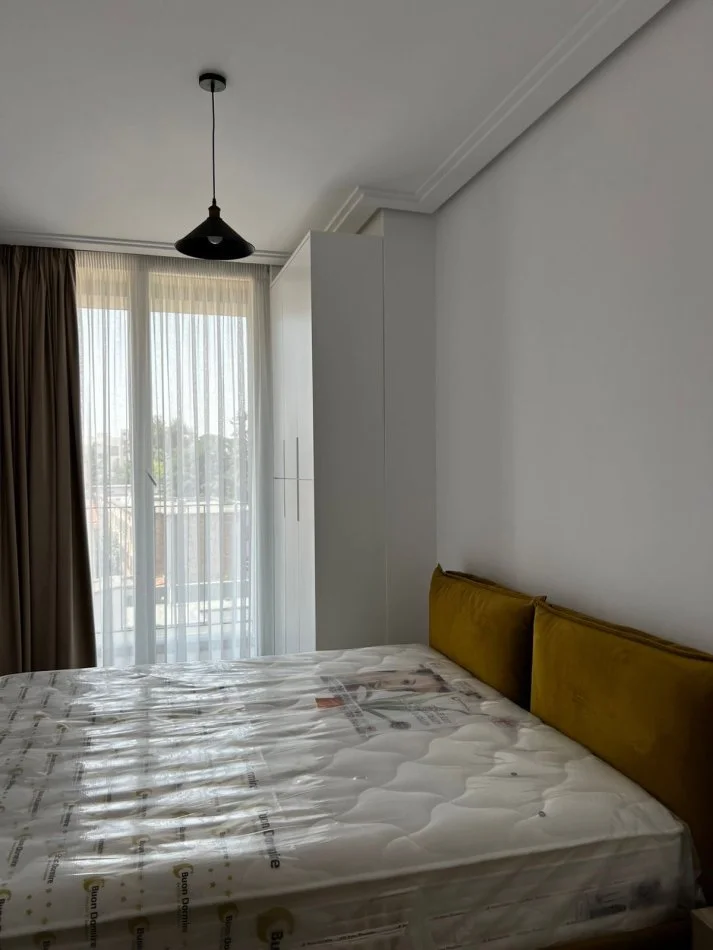 Tirane, jepet me qera apartament 2+1 Kati 3, 96 m² 750 € (Riza zerova)