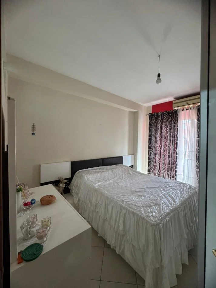 Tirane, jepet me qera apartament 2+1+Ballkon Kati 7, 90 m² 550 € (Astir)