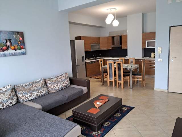 Tirane, jepet me qera apartament 2+1+A+BLK Kati 6, 85 m² 550 Euro (sami frasheri)
