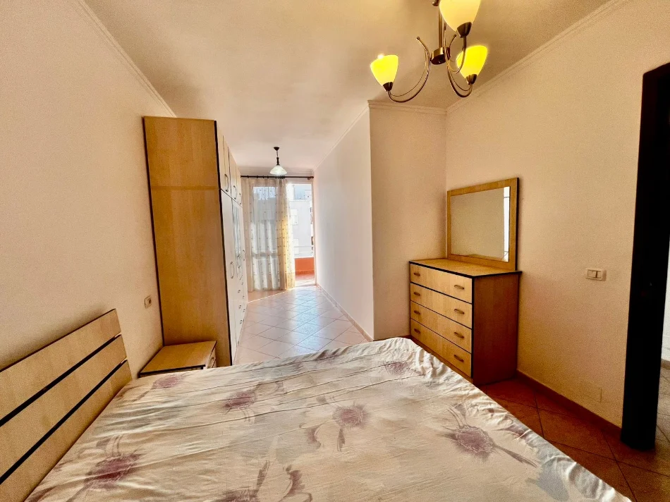 Tirane, shitet apartament 2+1+Ballkon Kati 7, 98 m² 135.000 € (Astir)