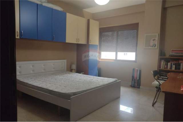 Shqiperi, jepet me qera apartament 2+1 Kati 6, 550 Euro