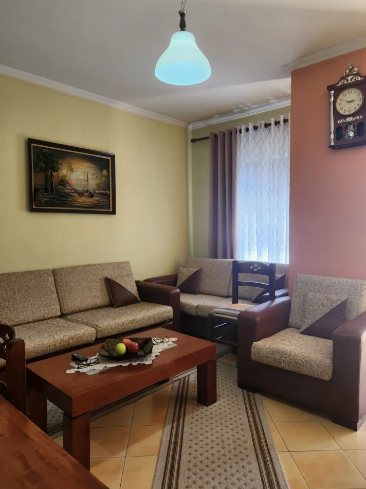 Tirane, jepet me qera apartament 1+1 , 60 m² 450 € (Kodra e Diellit)