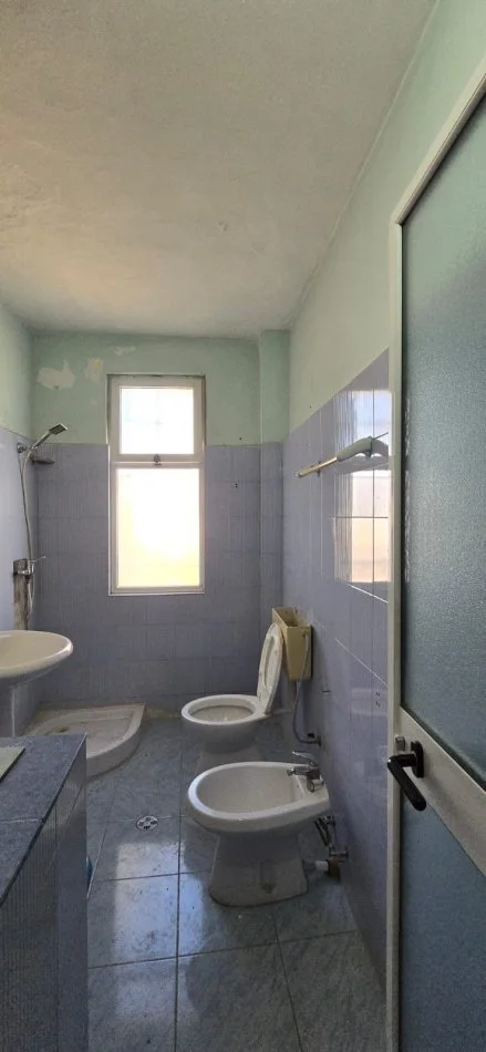 Tirane, shitet apartament 1+1 Kati 4, 59 m² 125.001 € (21 Dhjetori (VR003))