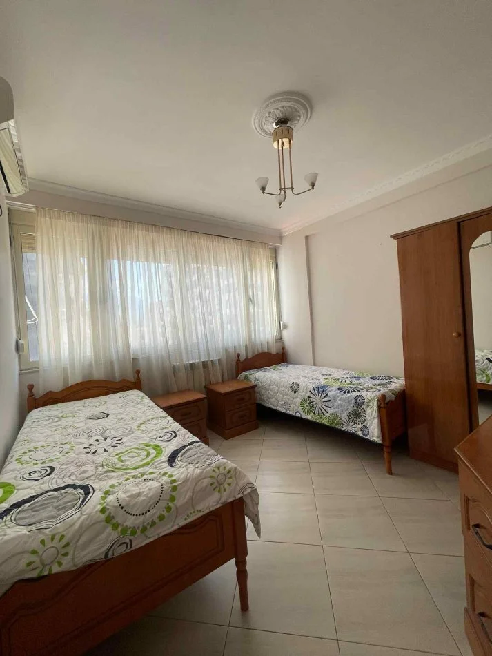 Tirane, jepet me qera apartament 2+1+Ballkon Kati 6, 90 m² 600 € (ISH PARKU)