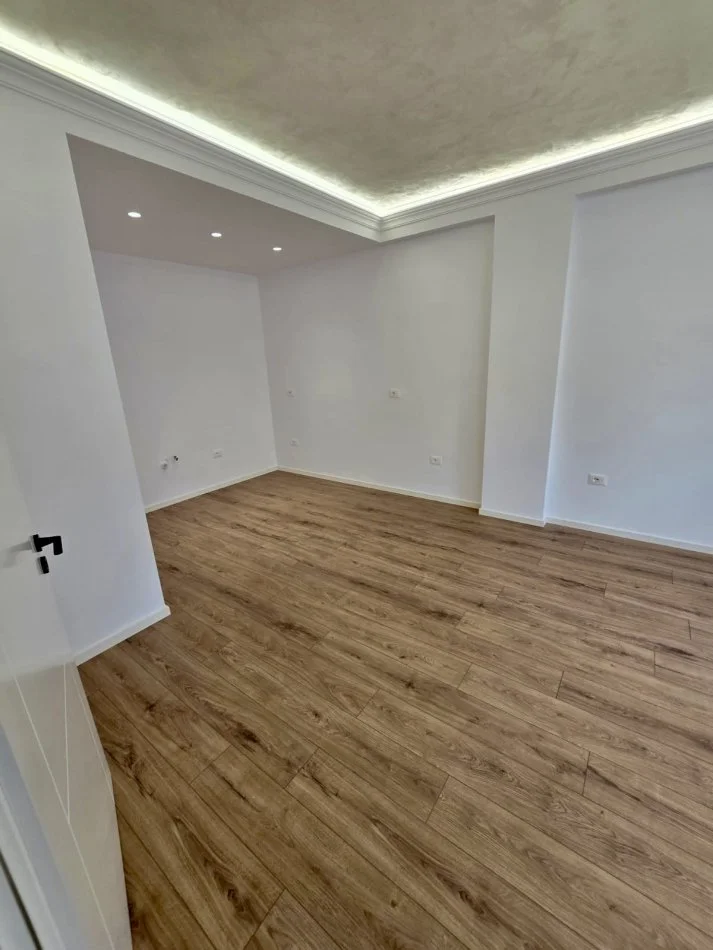 Tirane, shitet apartament 2+1+Aneks+Ballkon Kati 7, 96 m² 210.000 € (Kavajes afer Globe)