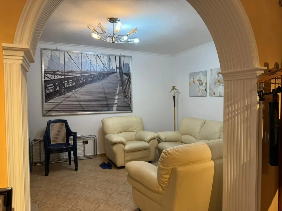 Tirane, shitet apartament 1+1 , 56 m² 119.000 € (Ish Restorant Durresi)