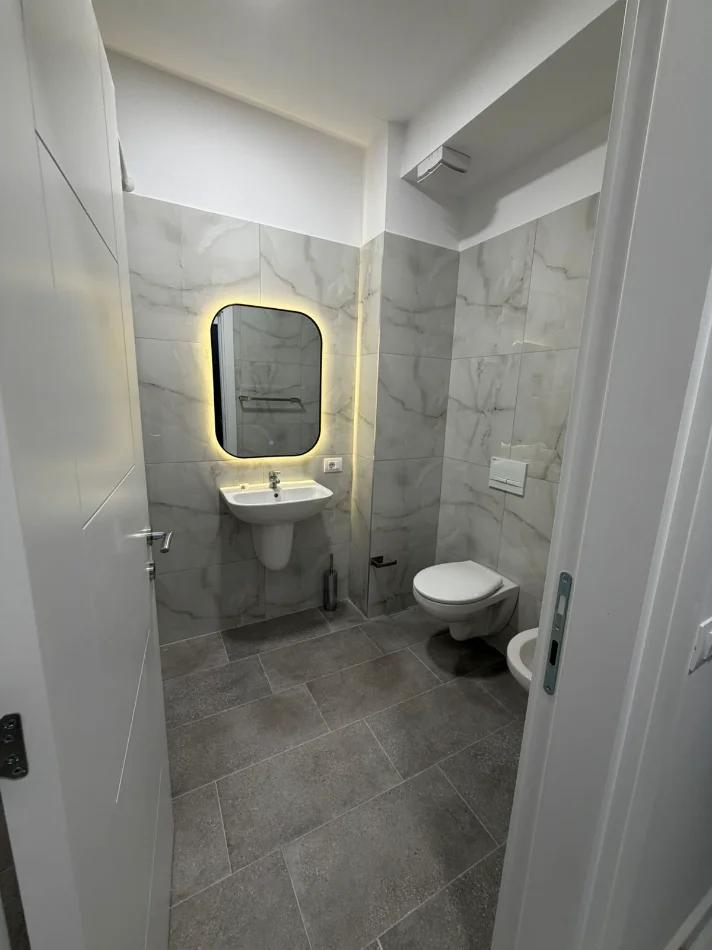 Tirane, jepet me qera apartament 1+1 Kati 3, 40 m² 420 € (Rruga Dritan Hoxha)