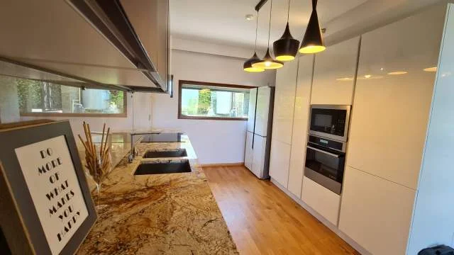 Tirane, shes Vile 4+1+A+BLK Kati 0, 700 m² 1.500.000 Euro (Long Hill Residence)