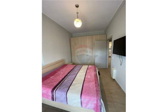 Tirane, jepet me qera apartament 3+1+BLK Kati 3, 135 m² 650 Euro (Kopshti Botanik)
